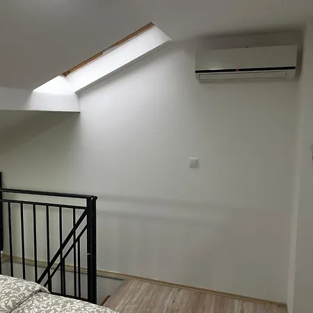 Duplex * Belgrade